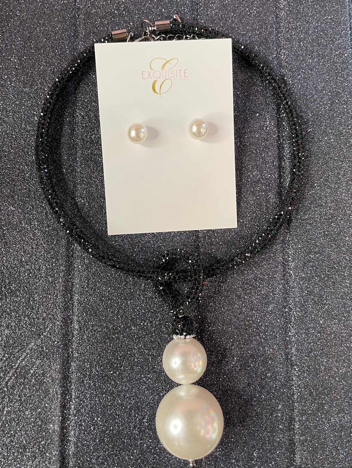 Pearlie Necklace Set